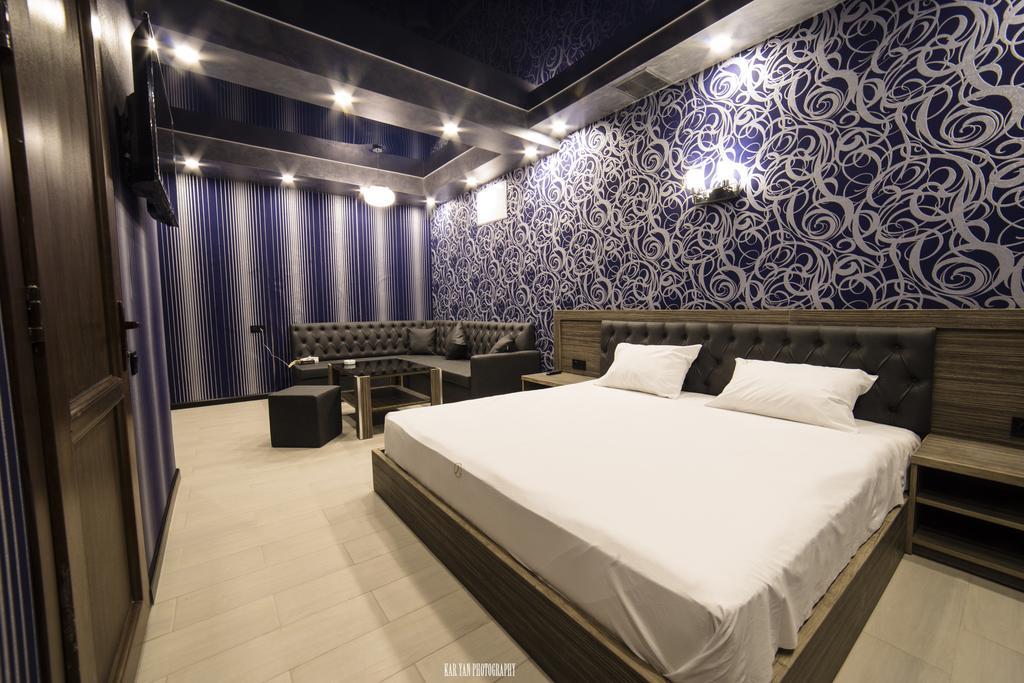 Voyage Hotel Ereván Habitación foto